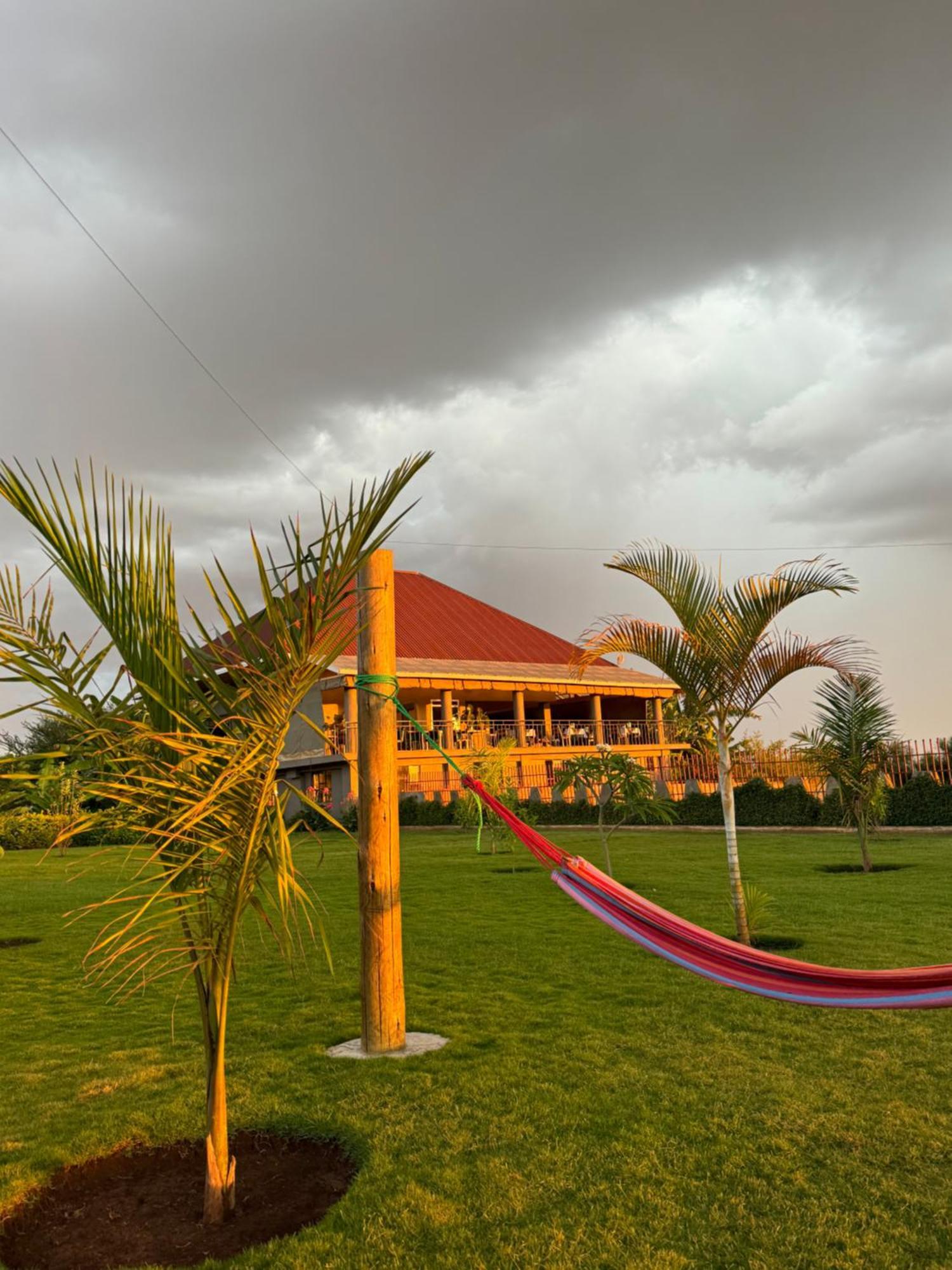 Heart And Soul Lodge Karatu Extérieur photo